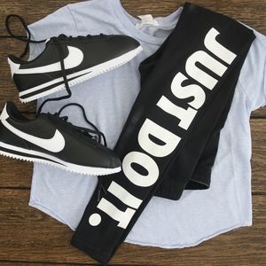 Nike Pants - Nike Leggings Nike Pants - Nike Leggings